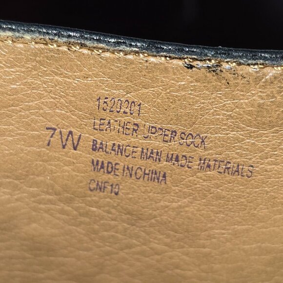 SOFFT BLACK METAL STUDDED MULES WOMENS SIZE 7 GOOD USED CONDITION - Picture 9 of 9